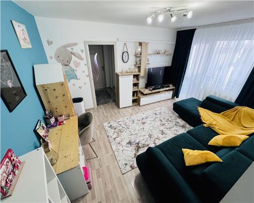 Apartament cu 2 camere, mobilat, zona Podu Ros