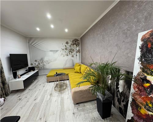 APARTAMENT CU 3 CAMERE, BLOC NOU , IN SPATE LA ALPHA BANK,90MP, DE VANZARE