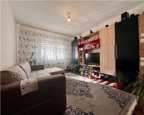 Apartament de vanzare, 2 camere, decomandat, 2 locuri de parcare, cartier Astoria, Lunca Cetatuii, Iasi