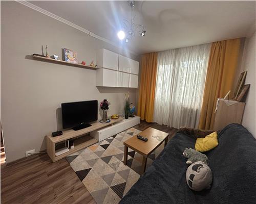 Apartament de vanzare cu 3 camere, etajul 1, Alexandru cel Bun