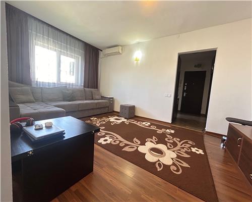 Apartament de vanzare cu 3 camere, Etajul 8, 73 mp, zona Mircea cel Batran, Iasi