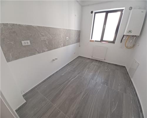 Apartament 1 camera decomandat de vanzare in capat Cug Valea Adanca Iasi