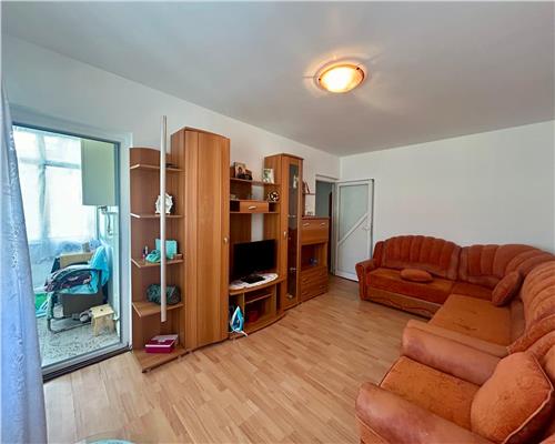 Apartament de vanzare cu 2 camere, decomandat, 53 mp,  Zona Dacia